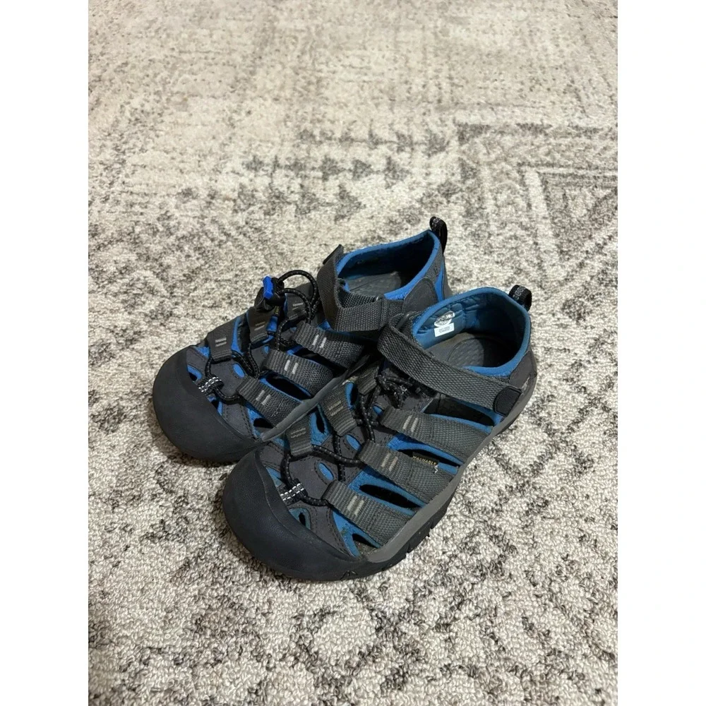 Boys Blue And Black Keen Closed Toe Sandals Size 2